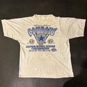 Men's Grey and White T-shirt